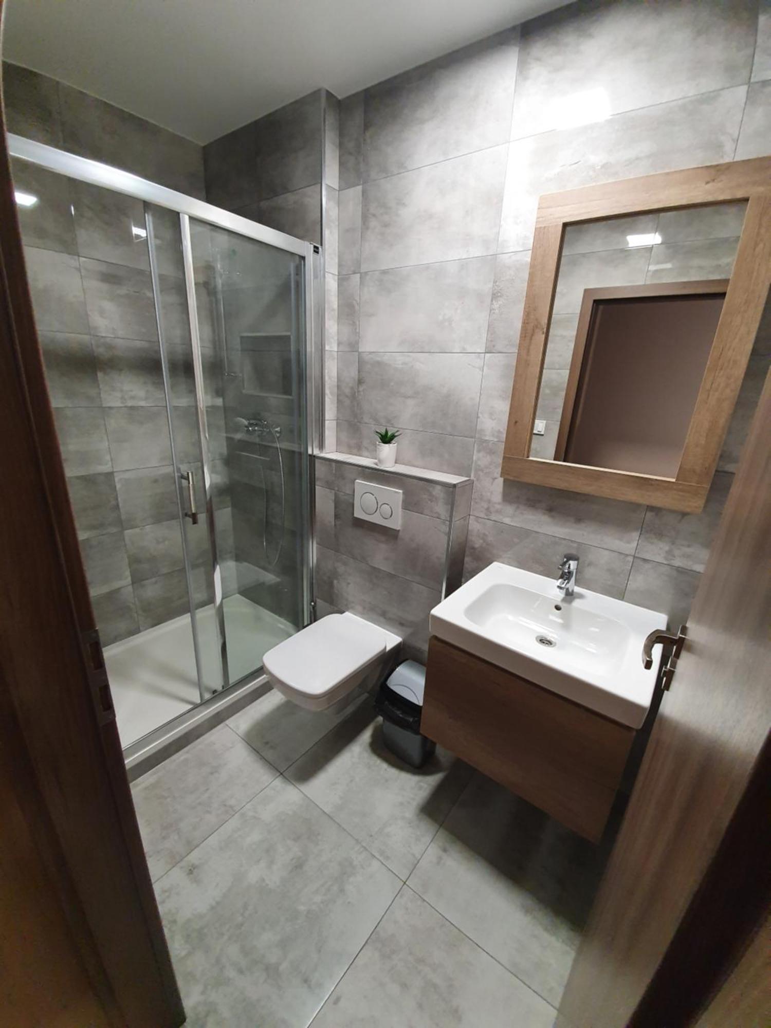Domirexgroup Apartments Lučenec Esterno foto