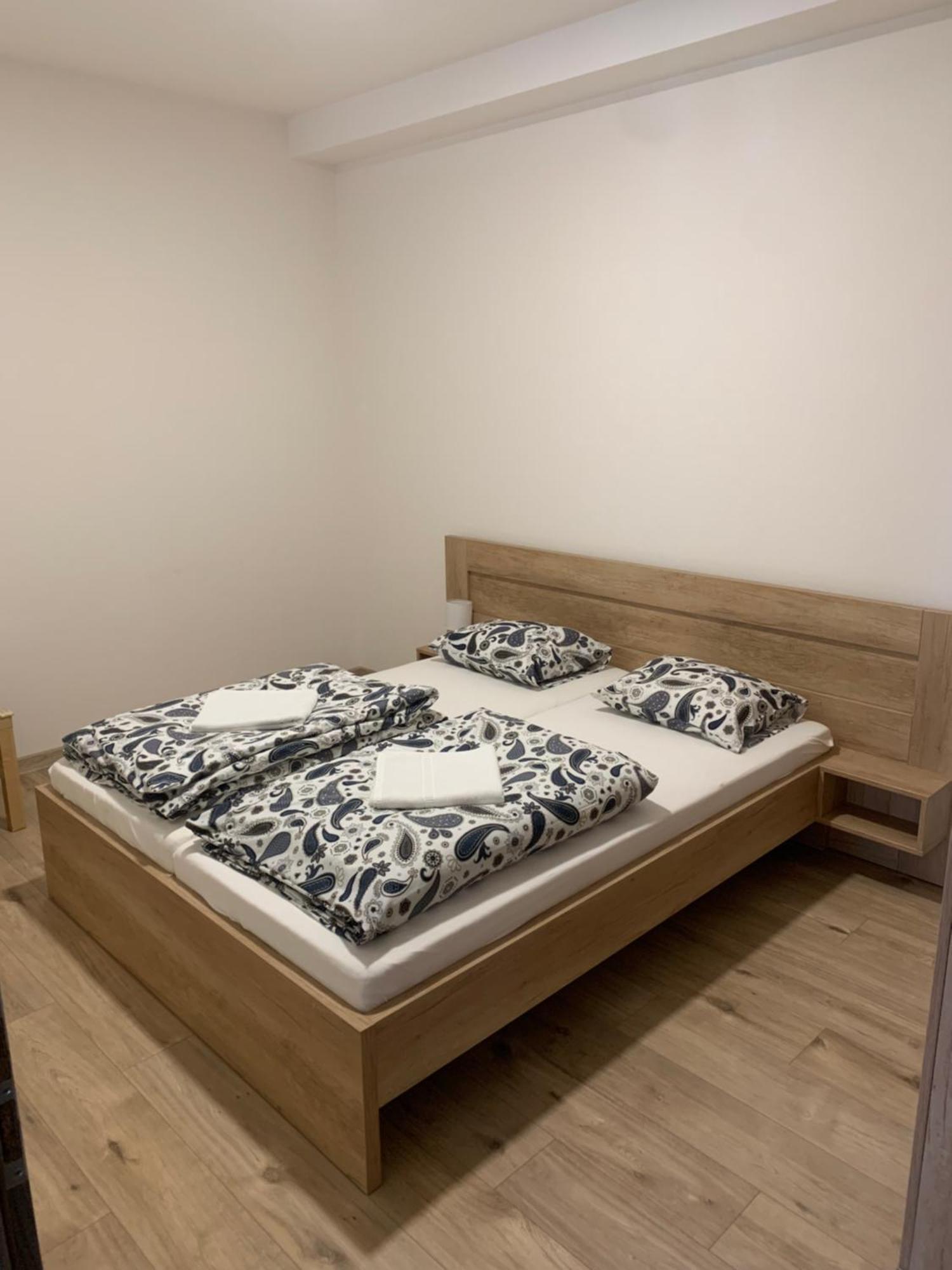 Domirexgroup Apartments Lučenec Esterno foto