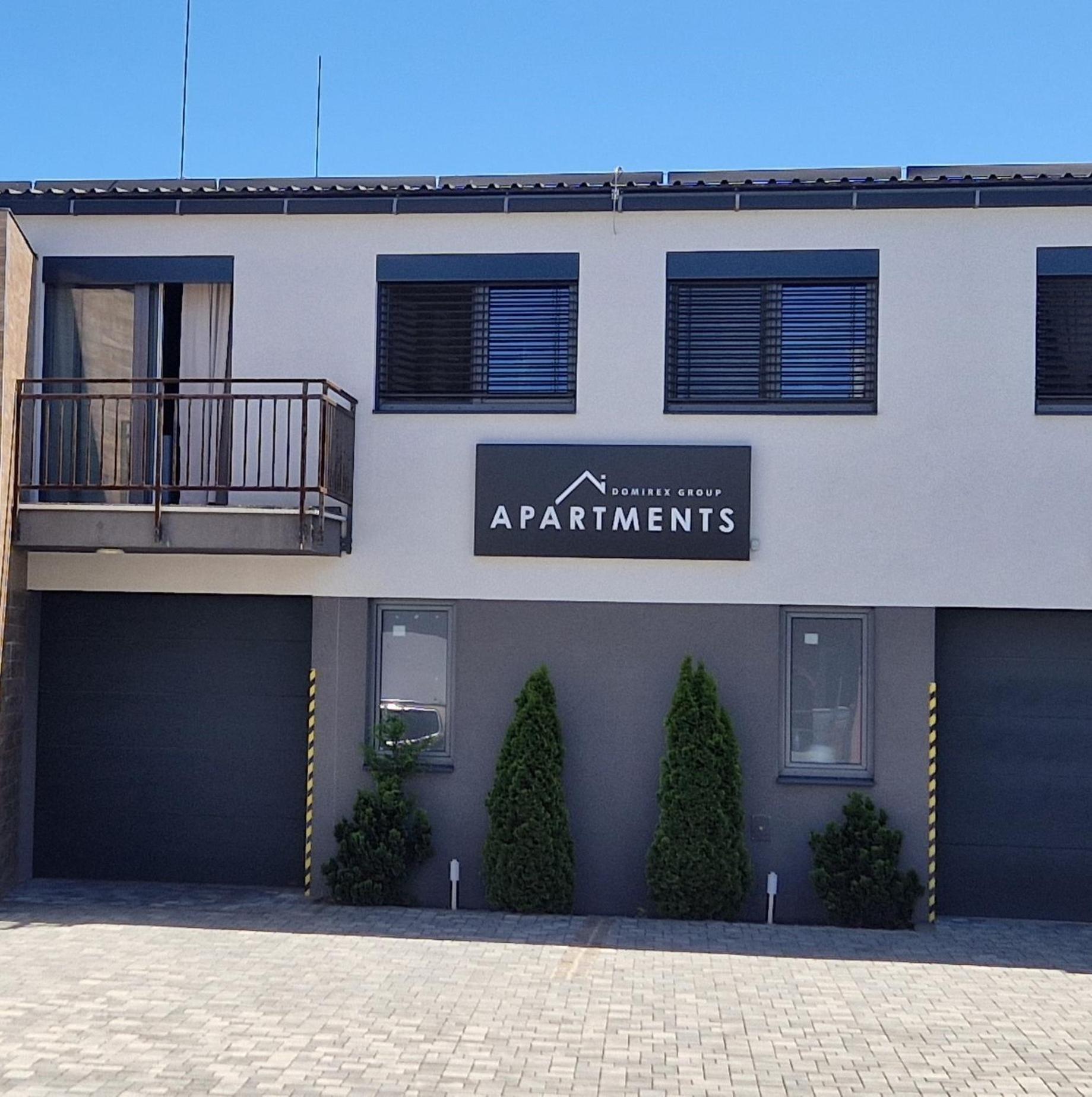 Domirexgroup Apartments Lučenec Esterno foto